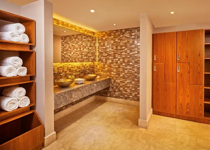 Global Hotel Panama